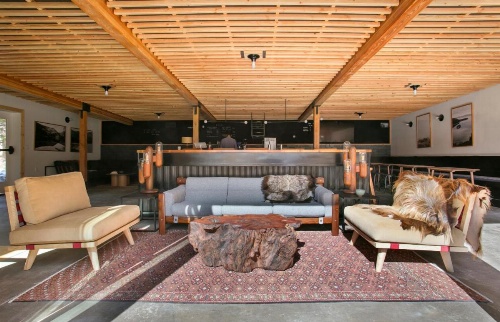 The Coachman Hotel image 9
